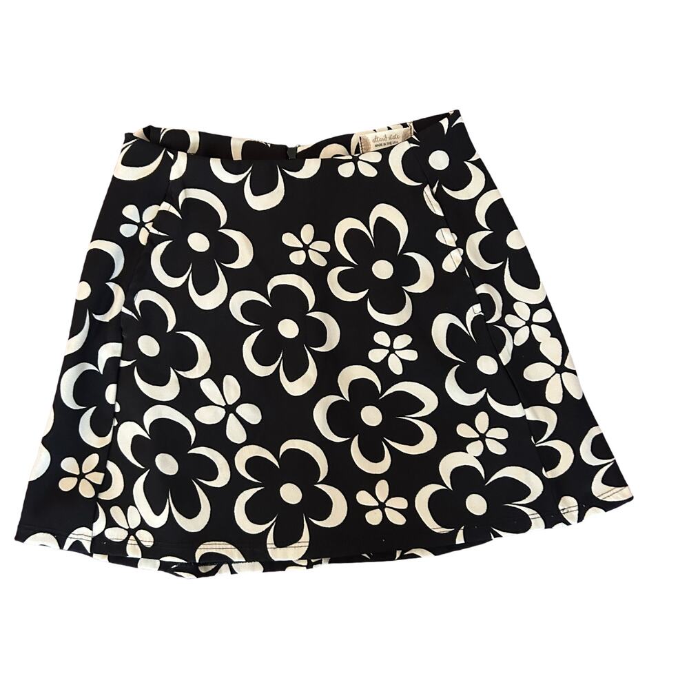 Altar’d State Floral Mini Skirt XS With Pockets - Picture 2 of 7